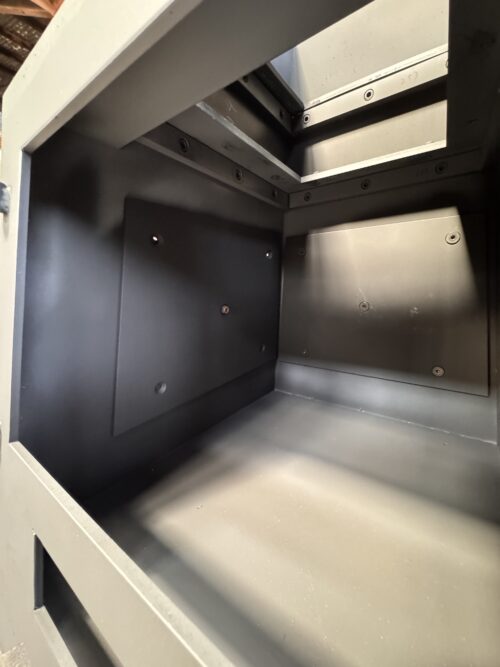 燃焼室内部 犠牲板設置状態